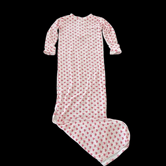 Sweet Bamboo Newborn OS Baby Girl Heart Print Knotted Gown Sack Pink Hospital - Picture 2 of 4